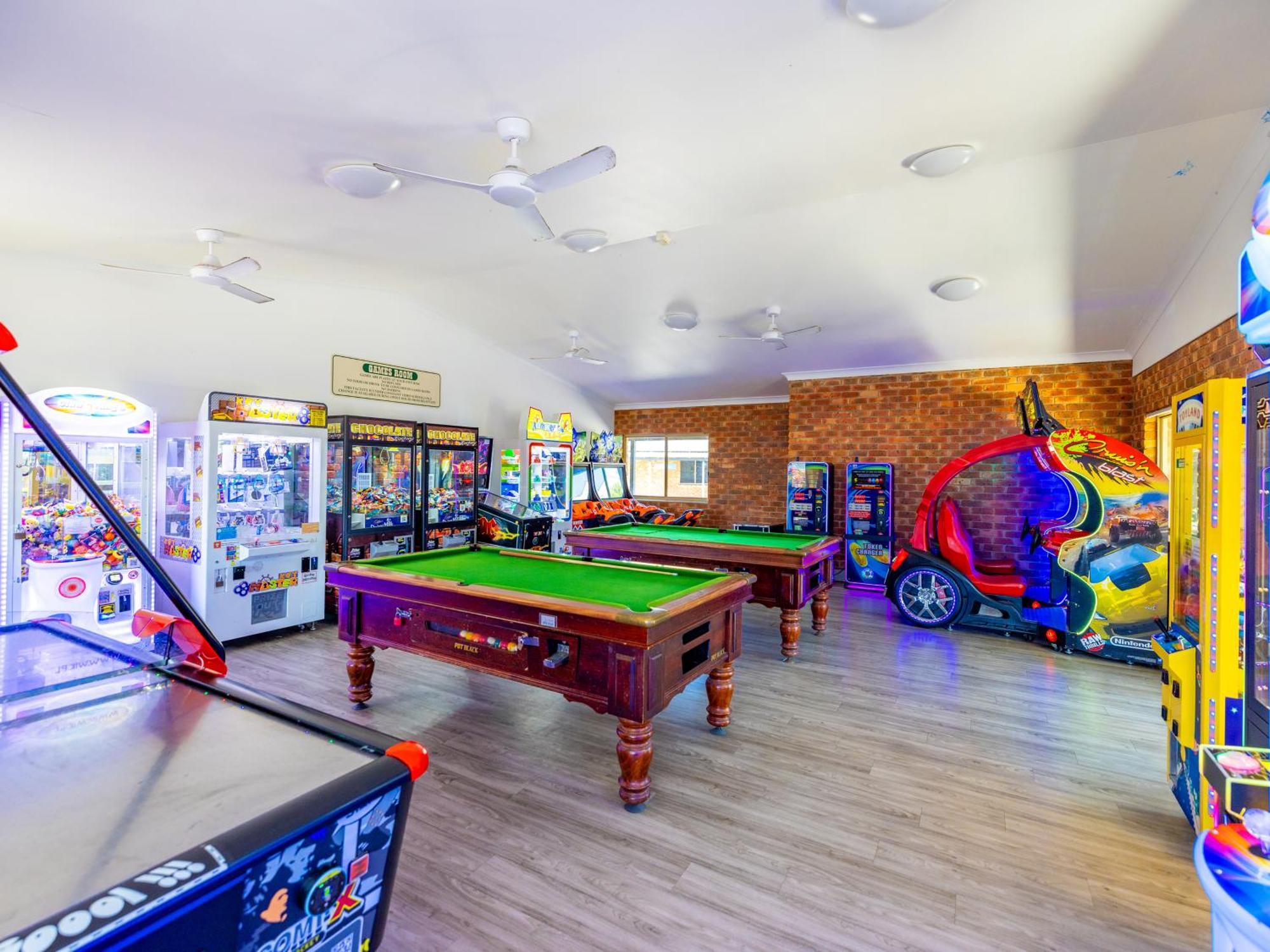 Nrma Blue Dolphin Yamba Holiday Resort Luaran gambar